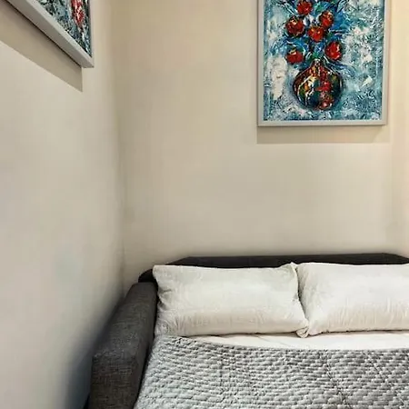 Apartment Heart Of - *